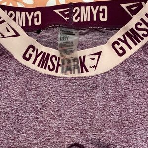 M gym shark leggings. Worn a couple times.